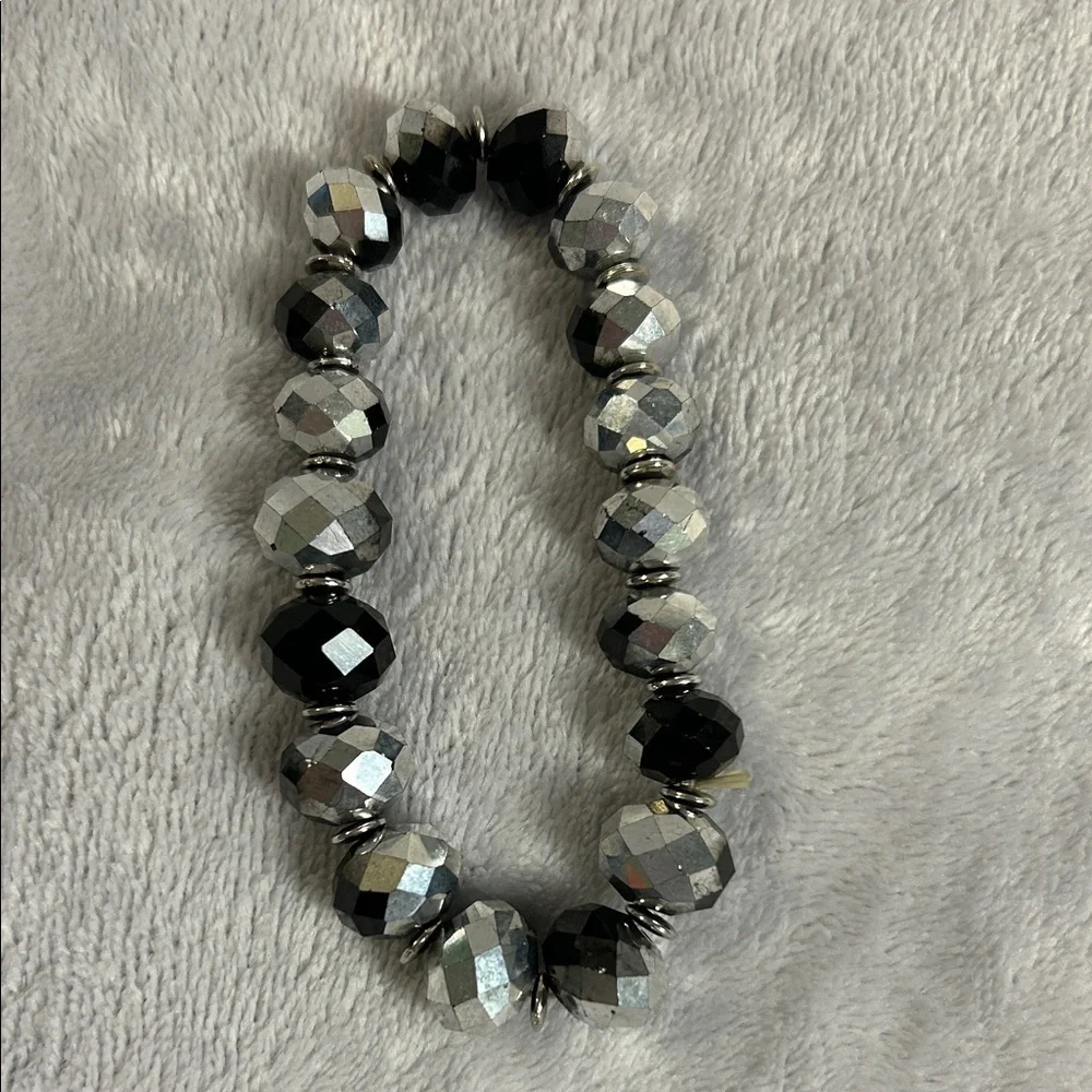 Elegant Silver and Black Jewelry Set